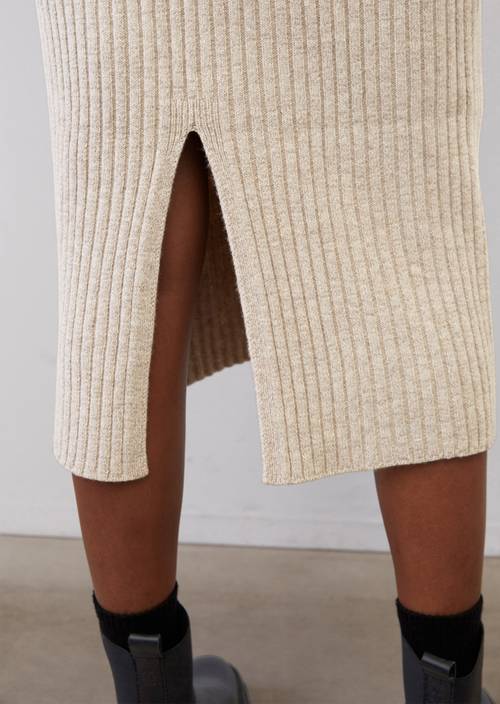 Rib knit skirt M767 in detail view