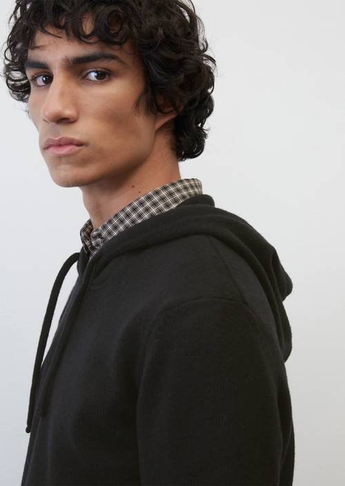 Gebreide trui regular M990 in detailaanzicht