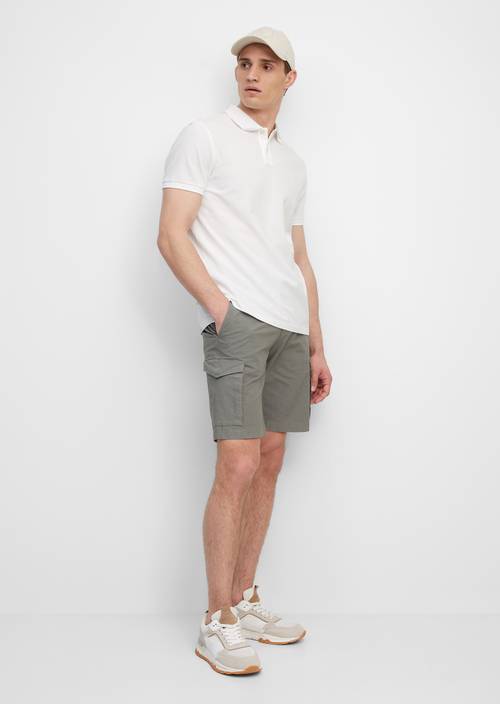 Kurzarm-Poloshirt Piqué M100 in Frontalansicht