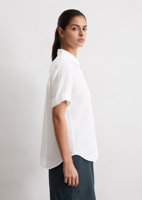 Regular short-sleeved linen blouse — White