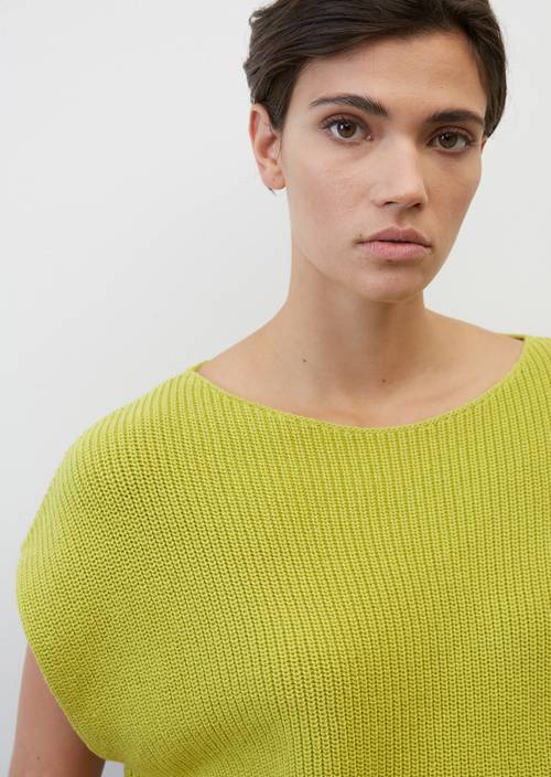 Ärmelloser Oversize-Pullover M443 in Detailansicht