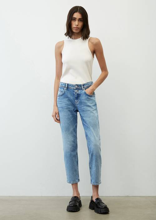 Jeans Modell THEDA boyfriend cropped M016 in Frontalansicht