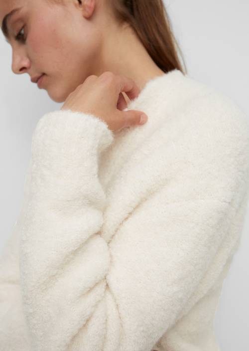 Bouclé cardigan M159 in detail view