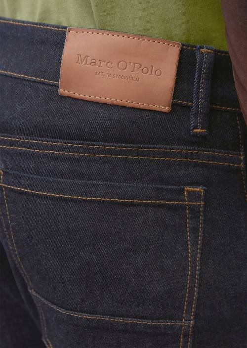 Jeans Modell SJÖBO shaped M060 in Detailansicht