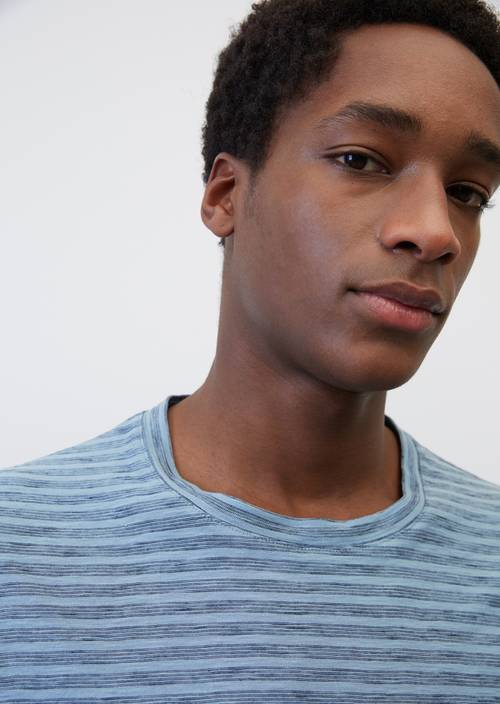 Striped T-shirt in a regular fit MM80 in detail view