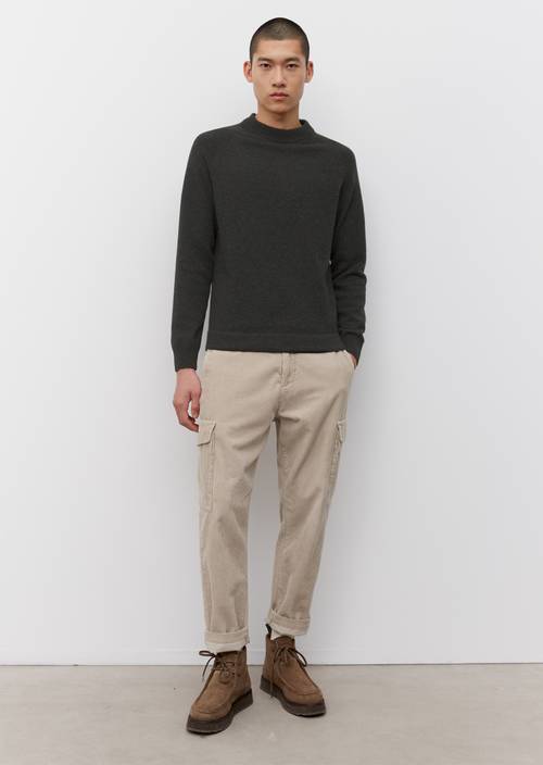 Raglan jumper M989 in front view