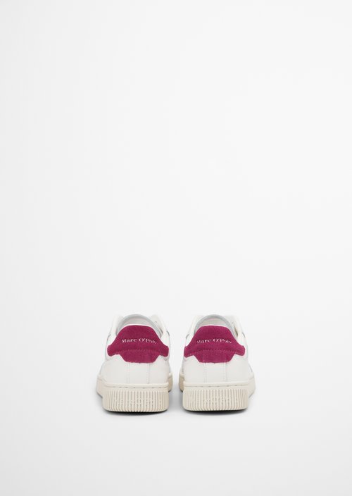 Sneaker — M132