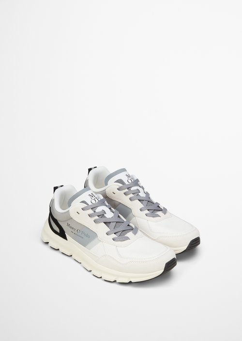 Sneaker — M112