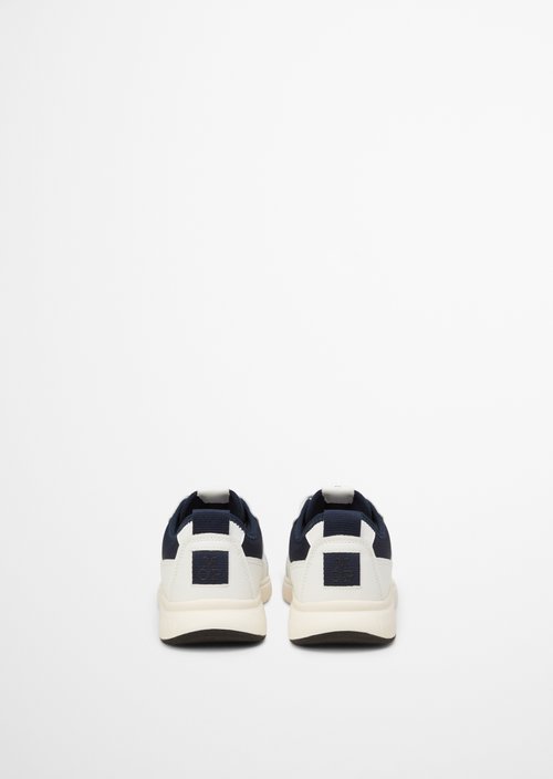 Sneaker — M149