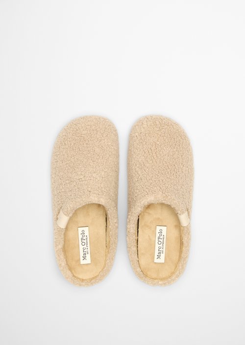 Slippers — M715