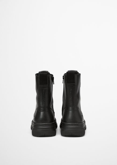 Lace-up boot model Josy GTX — Black
