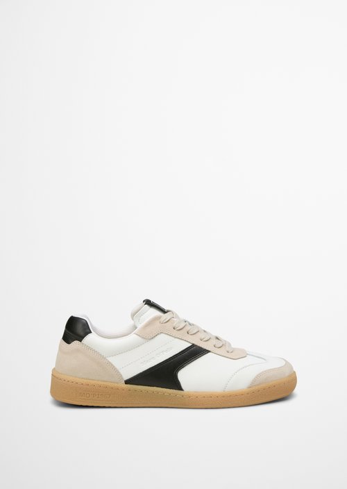 Sneaker — M127