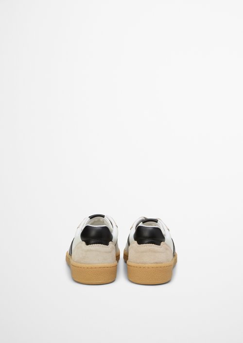 Sneaker — M127