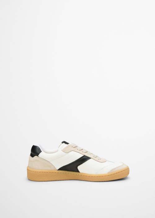 Sneaker — M127