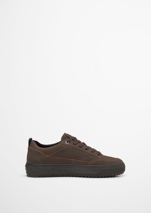 Sneaker — Dark brown