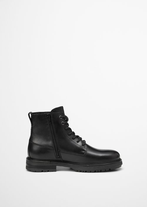 Lace-up boots — Black