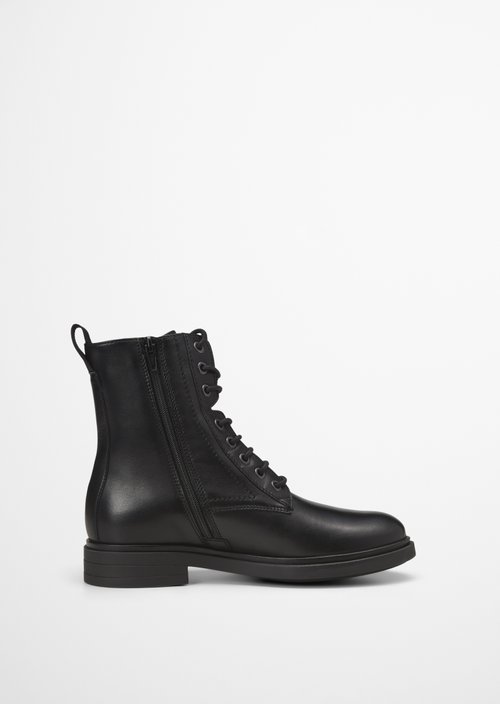 Lace-up boots — Black