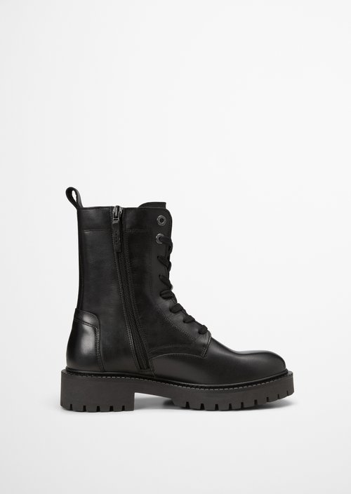 Lace-up boots — Black