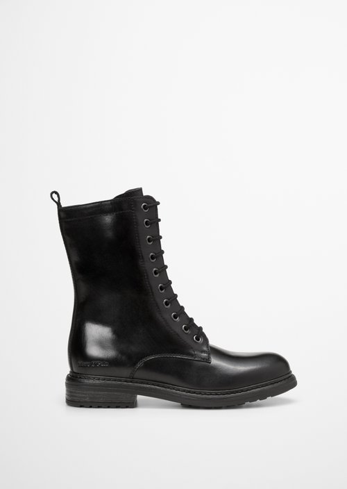 Lace-up boots — Black