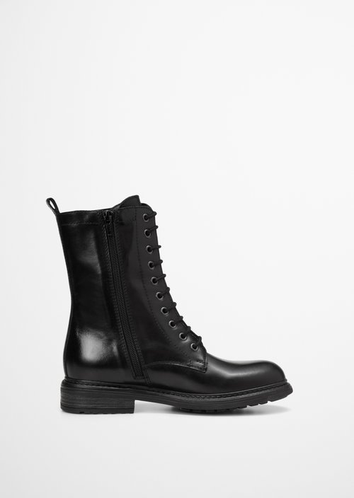 Lace-up boots — Black