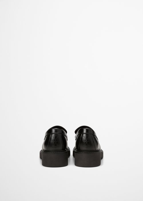 Loafer — Black