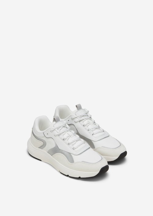 Sneaker — M104