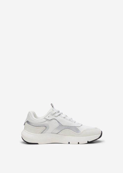 Sneaker — M104