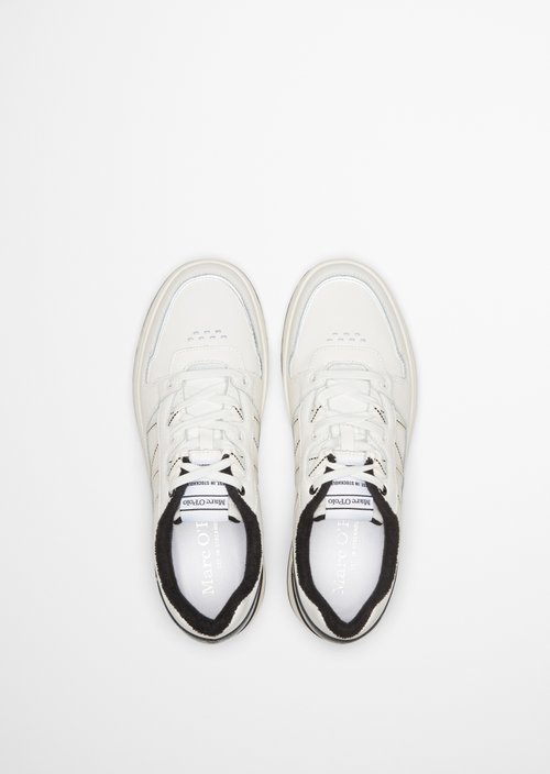 Sneaker — M127