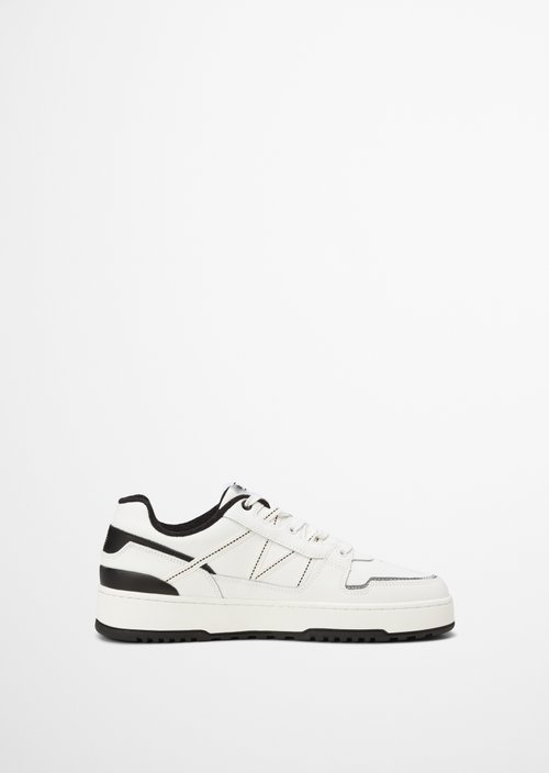 Sneaker — M127