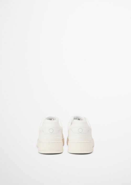 Sneaker — M138