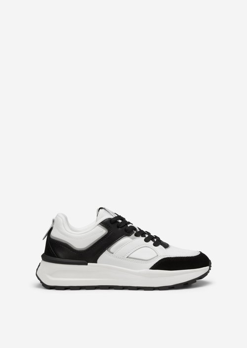 Sneaker — M137