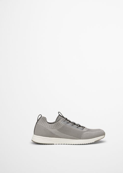 Sneaker — M920