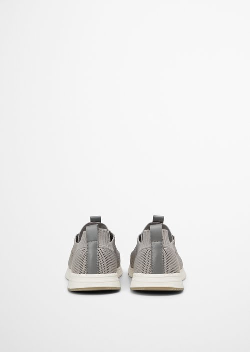 Sneaker — M920