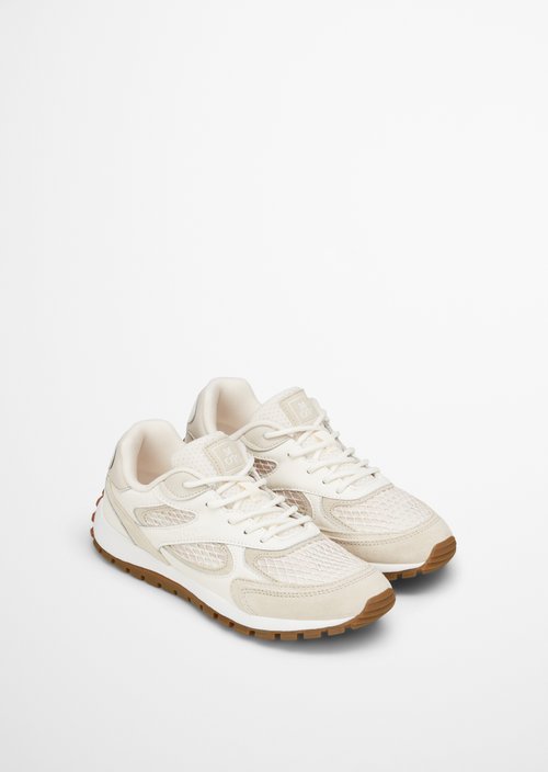 Sneaker — M106