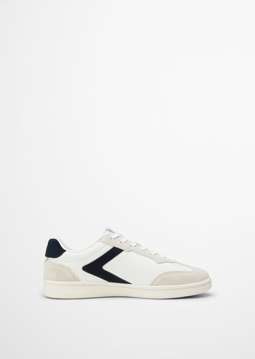 Sneaker — M149