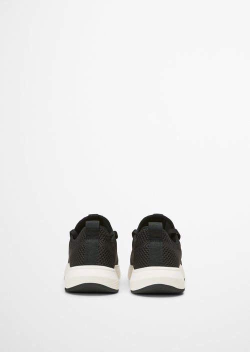 Knitted sneakers — Black
