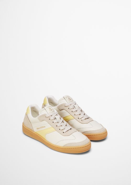 Sneaker — M108