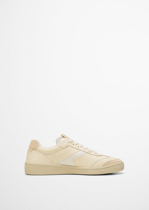 Sneaker — M170