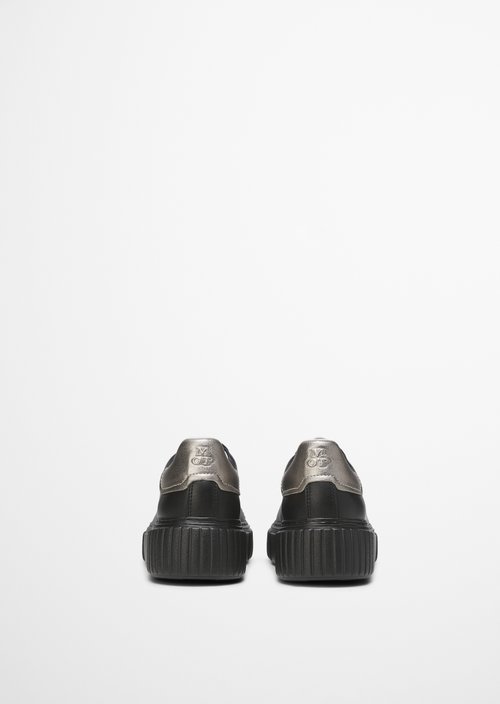 Sneaker — M985