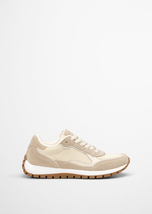 Sneaker — M704