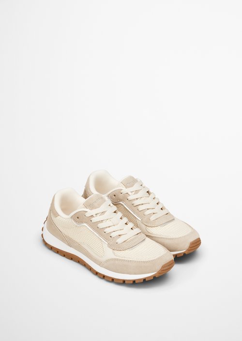 Sneaker — M704