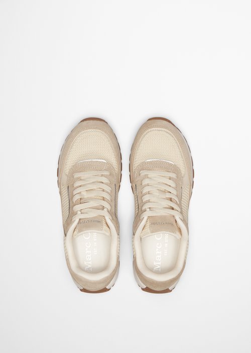 Sneaker — M704