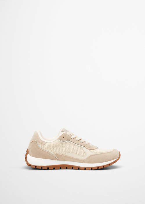 Sneaker — M704