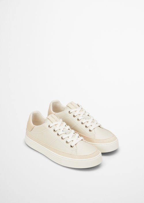 Sneaker — White