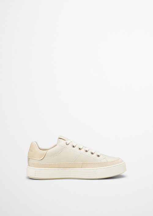 Sneaker — White