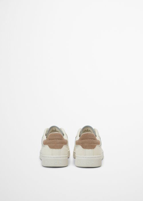 Sneaker — M194