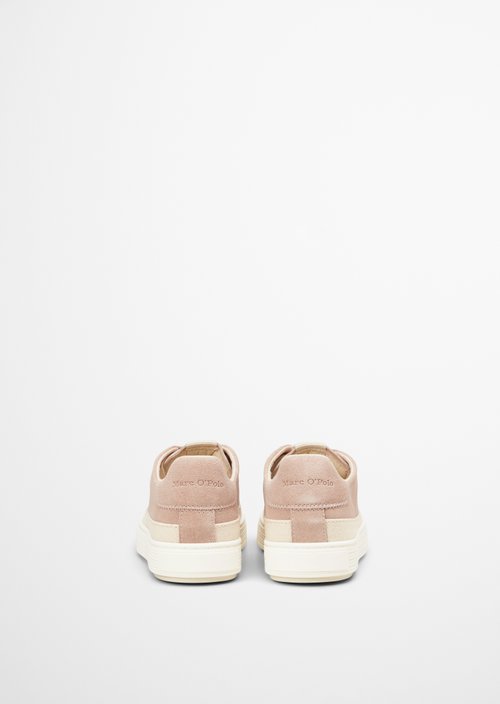 Sneaker — M304