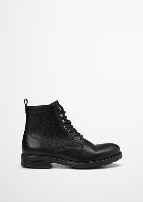 Lace-up boots — Black