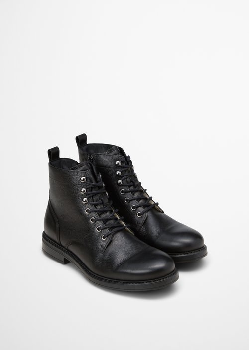 Lace-up boots — Black