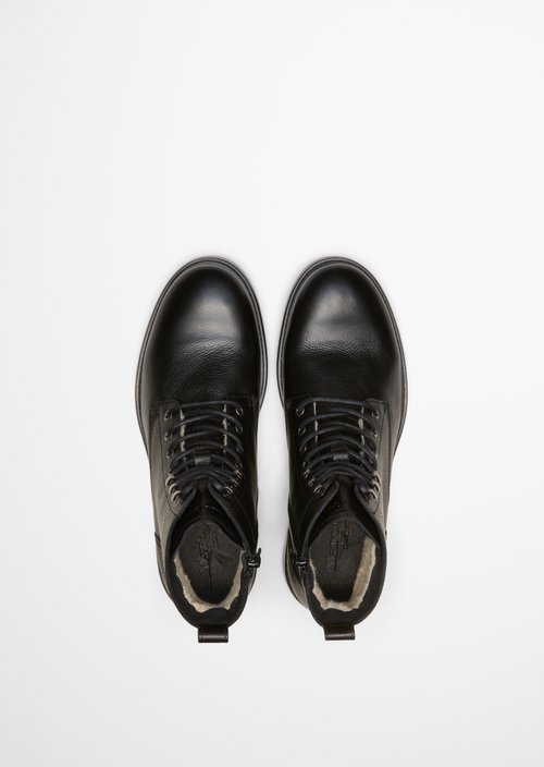 Lace-up boots — Black